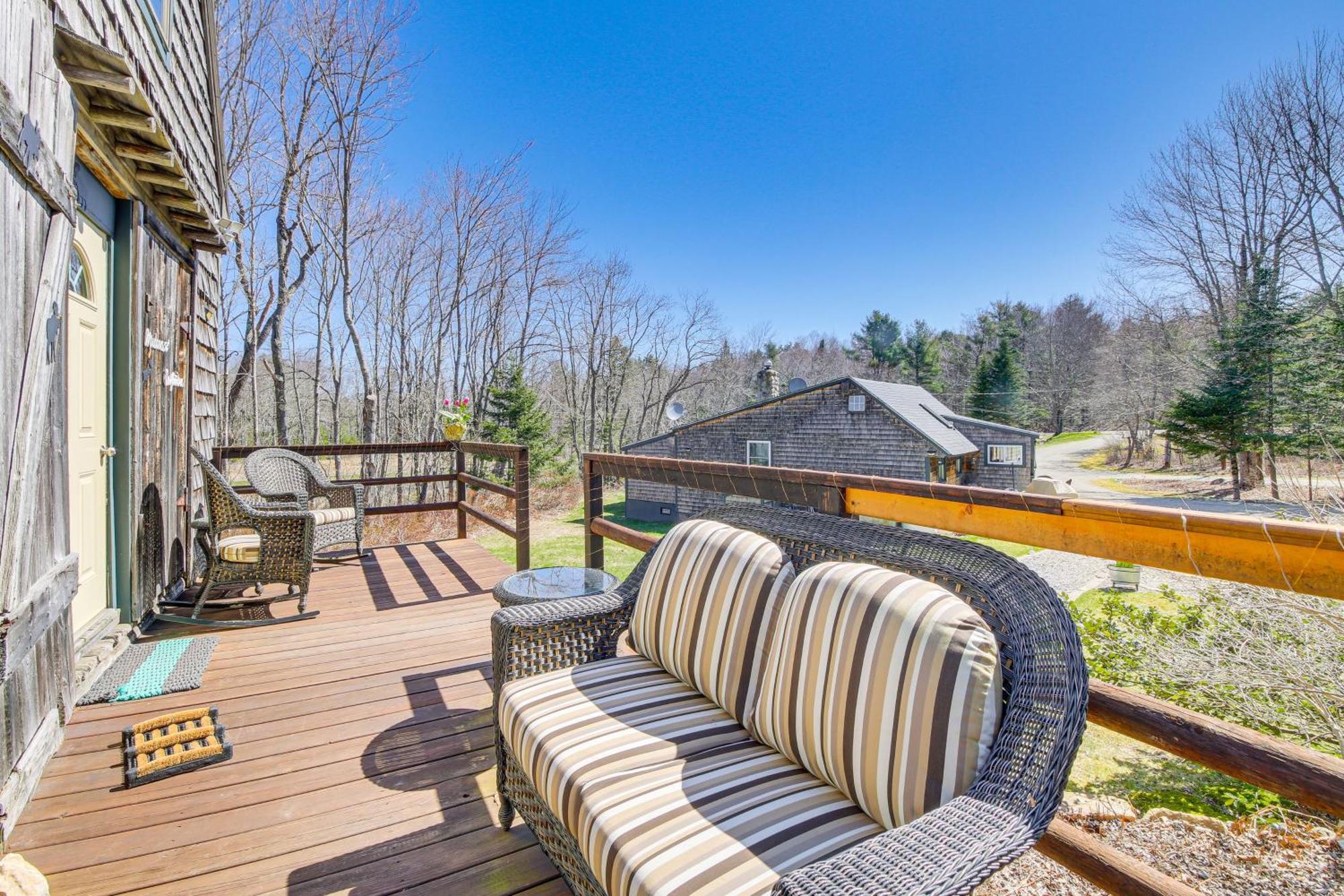 Rustic Searsport Cabin Loft And Sunroom On 10 Acres エクステリア 写真