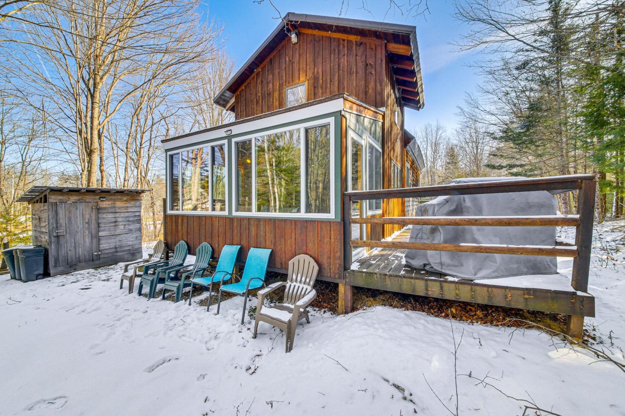 Rustic Searsport Cabin Loft And Sunroom On 10 Acres エクステリア 写真